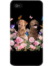 Load image into Gallery viewer, Gift For Dog LoversChesapeake Bay Retriever With Peonies Phone case