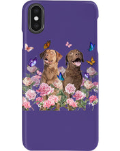 Load image into Gallery viewer, Gift For Dog LoversChesapeake Bay Retriever With Peonies Phone case