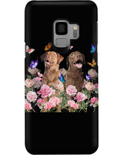 Load image into Gallery viewer, Gift For Dog LoversChesapeake Bay Retriever With Peonies Phone case
