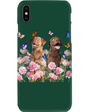 Load image into Gallery viewer, Gift For Dog LoversChesapeake Bay Retriever With Peonies Phone case