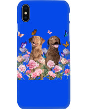 Load image into Gallery viewer, Gift For Dog LoversChesapeake Bay Retriever With Peonies Phone case
