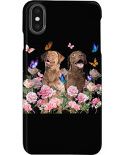 Load image into Gallery viewer, Gift For Dog LoversChesapeake Bay Retriever With Peonies Phone case