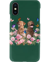 Load image into Gallery viewer, Gift For Dog LoversChesapeake Bay Retriever With Peonies Phone case