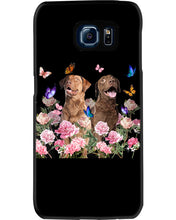 Load image into Gallery viewer, Gift For Dog LoversChesapeake Bay Retriever With Peonies Phone case