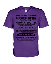 Load image into Gallery viewer, Eine Glückliche Tochter Ich Habe Eine Verrückte Mutter Sie Wurde Im Dezember Geboren Guys V-Neck