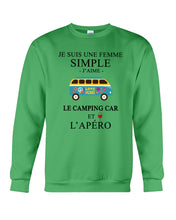 Load image into Gallery viewer, Je Suis Une Femme Simple J'aime Le Camping Car Et L'apero Sweatshirt
