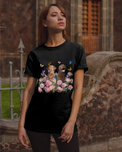 Load image into Gallery viewer, Gift For Dog LoversChesapeake Bay Retriever With Peonies Guys Tee
