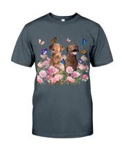 Load image into Gallery viewer, Gift For Dog LoversChesapeake Bay Retriever With Peonies Guys Tee
