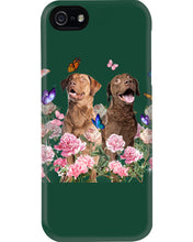 Load image into Gallery viewer, Gift For Dog LoversChesapeake Bay Retriever With Peonies Phone case
