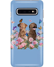 Load image into Gallery viewer, Gift For Dog LoversChesapeake Bay Retriever With Peonies Phone case
