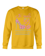 Load image into Gallery viewer, Je Suis Nee En 55 Je Ne Suis Peut-Être Pas Birthday Gift For Grandma Sweatshirt
