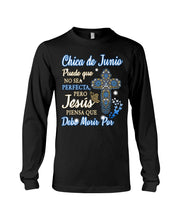 Load image into Gallery viewer, Chica De  Junio    Todo Lo Puedo En Cristo Que Me Fortalece Unisex Long Sleeve
