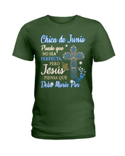 Load image into Gallery viewer, Chica De  Junio    Todo Lo Puedo En Cristo Que Me Fortalece Ladies Tee
