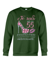 Load image into Gallery viewer, Je Suis Nee En 55 Je Ne Suis Peut-Être Pas Birthday Gift For Grandma Sweatshirt
