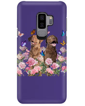 Load image into Gallery viewer, Gift For Dog LoversChesapeake Bay Retriever With Peonies Phone case

