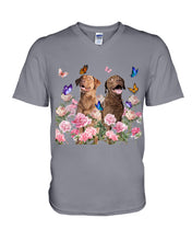 Load image into Gallery viewer, Gift For Dog LoversChesapeake Bay Retriever With Peonies Guys V-Neck
