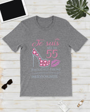 Load image into Gallery viewer, Je Suis Nee En 55 Je Ne Suis Peut-Être Pas Birthday Gift For Grandma Guys Tee
