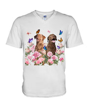 Load image into Gallery viewer, Gift For Dog LoversChesapeake Bay Retriever With Peonies Guys V-Neck
