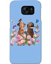 Load image into Gallery viewer, Gift For Dog LoversChesapeake Bay Retriever With Peonies Phone case
