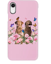 Load image into Gallery viewer, Gift For Dog LoversChesapeake Bay Retriever With Peonies Phone case
