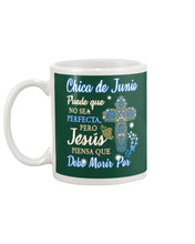 Load image into Gallery viewer, Chica De  Junio    Todo Lo Puedo En Cristo Que Me Fortalece Mug
