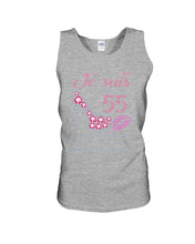 Load image into Gallery viewer, Je Suis Nee En 55 Je Ne Suis Peut-Être Pas Birthday Gift For Grandma Unisex Tank Top
