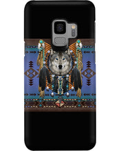 Load image into Gallery viewer, Lovely Phone Case With Native American Style Wolf Gift For Wolf Lovers Phone case
