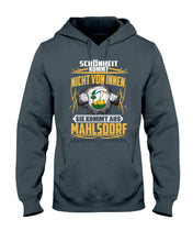 Load image into Gallery viewer, Market Trendz Schönheit Kommt Nicht Von Innen Sie Kommt Aus Mahlsdorf Hoodie
